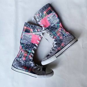 Converse Chucks Knee Tops